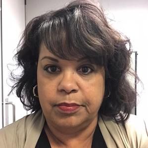 Meet your Posher, Denise